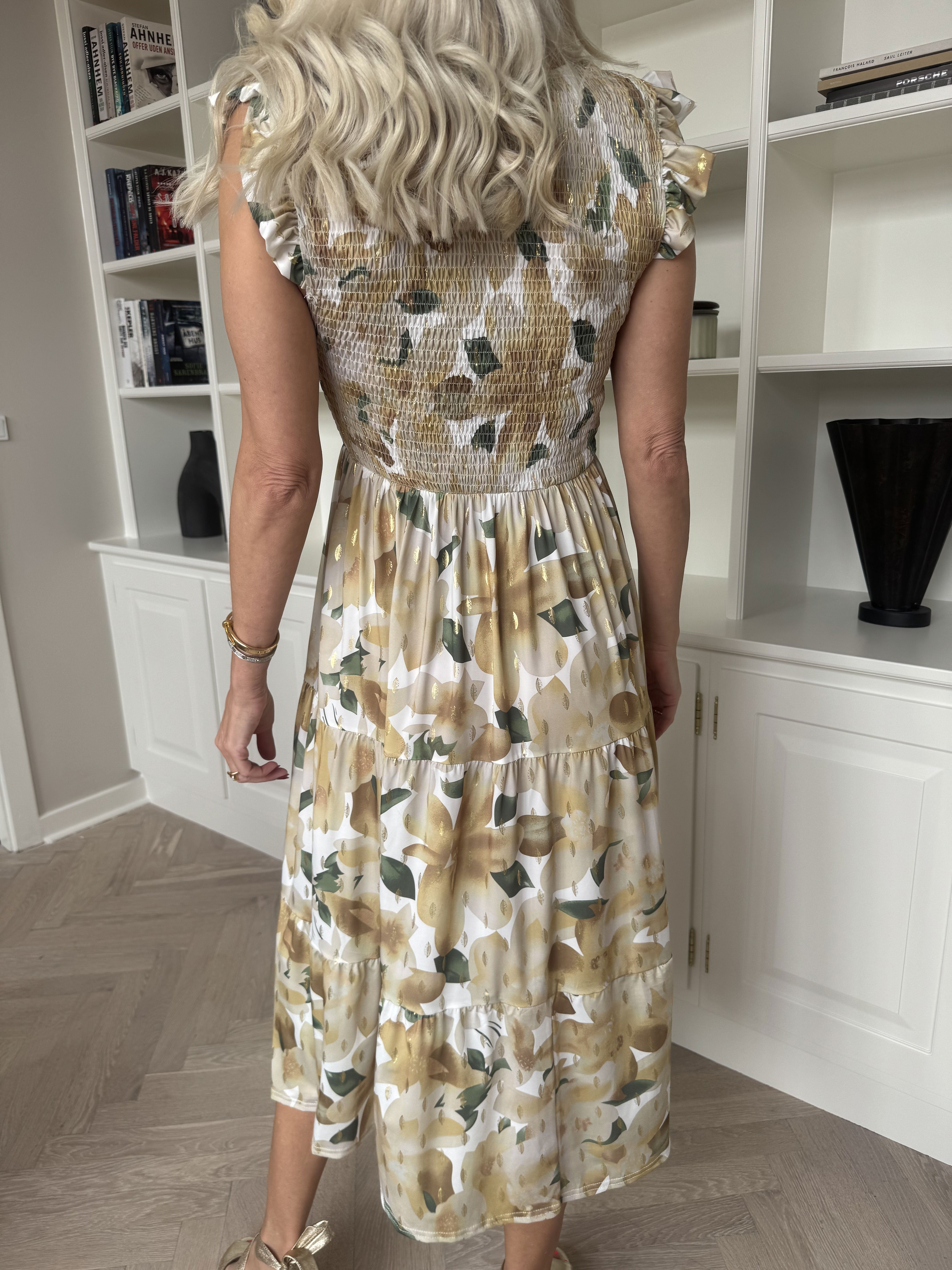 Kelly Floral Sleeveless - Blommig klänning med smockat bröst